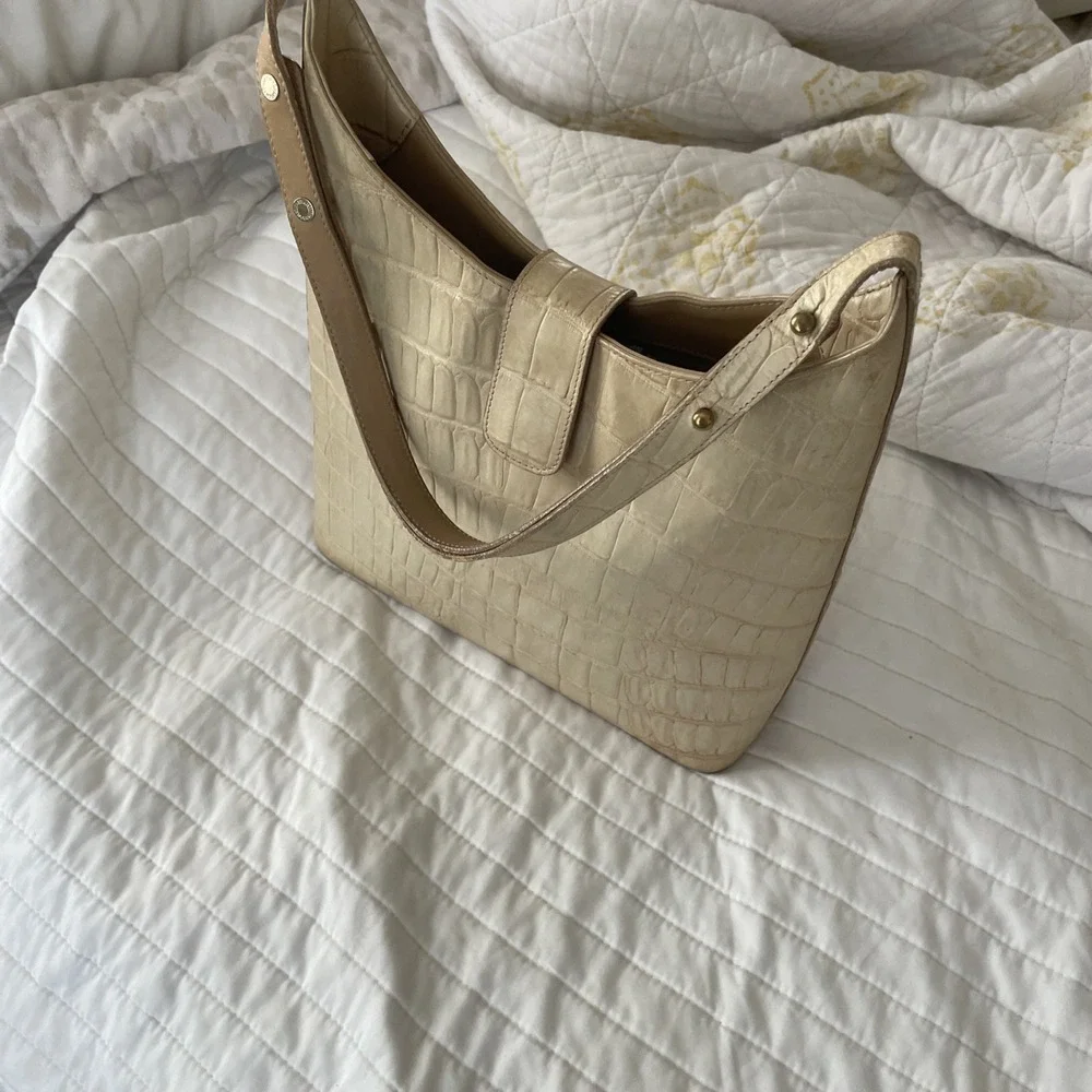 Brahmin‎ Kendall Vintage Cream Croc Embossed Leather Hobo Shoulder Bag / Tote